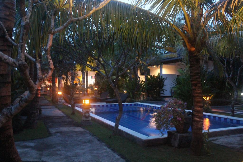 Palm Garden Bali Hotel Нуса Дуа Екстериор снимка