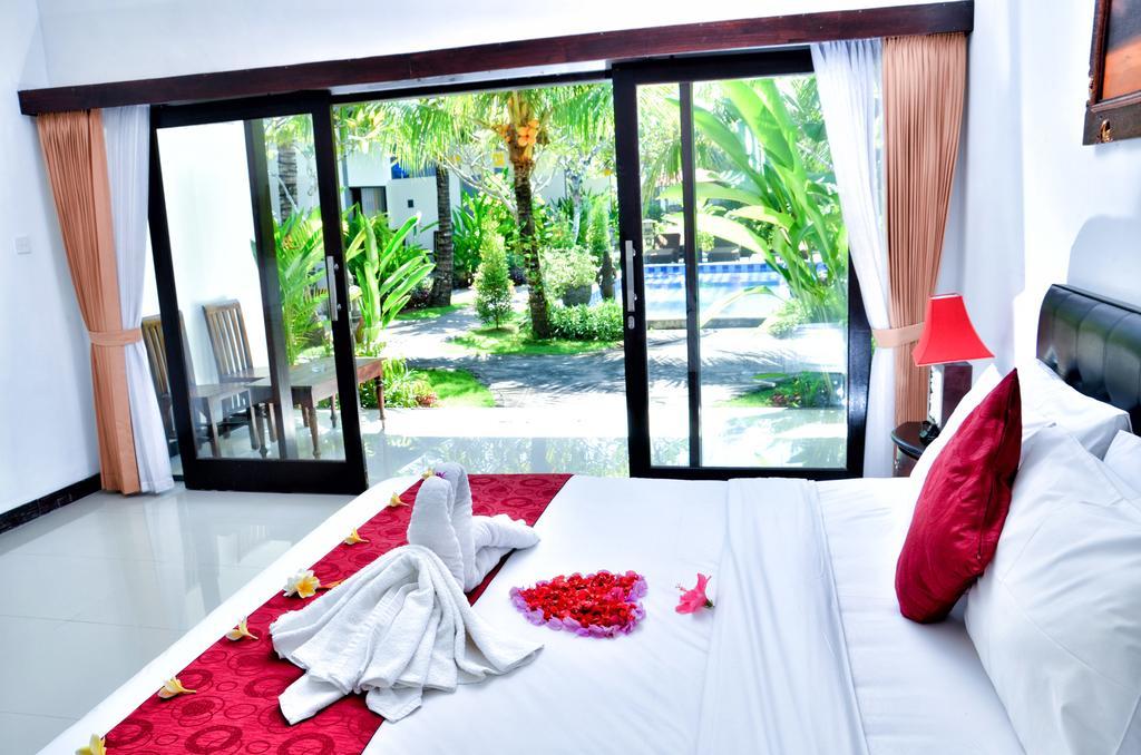 Palm Garden Bali Hotel Нуса Дуа Екстериор снимка