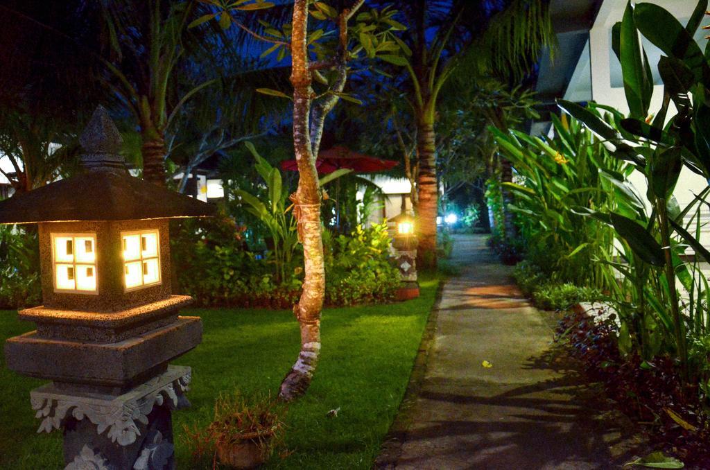 Palm Garden Bali Hotel Нуса Дуа Екстериор снимка