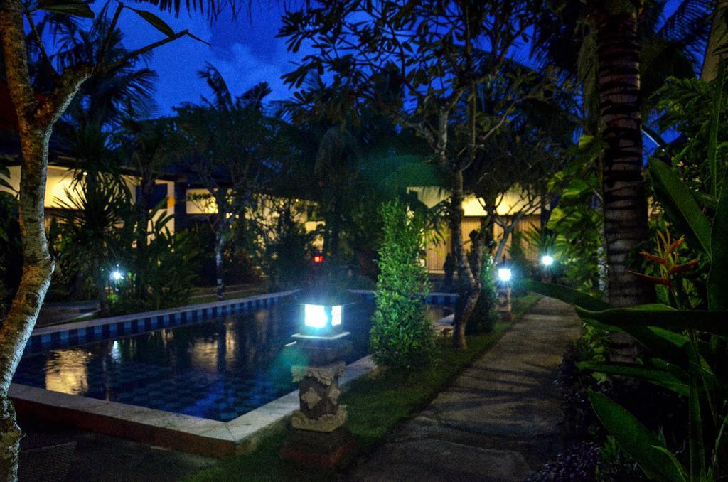 Palm Garden Bali Hotel Нуса Дуа Екстериор снимка